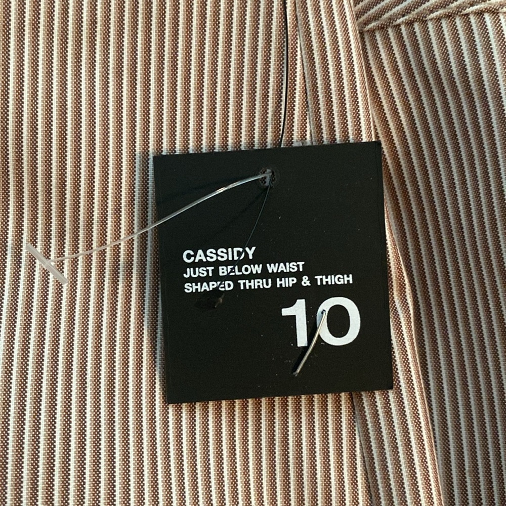 The limited NWT Cassidy fit super wide leg size 10 pants - Picture 3 of 11